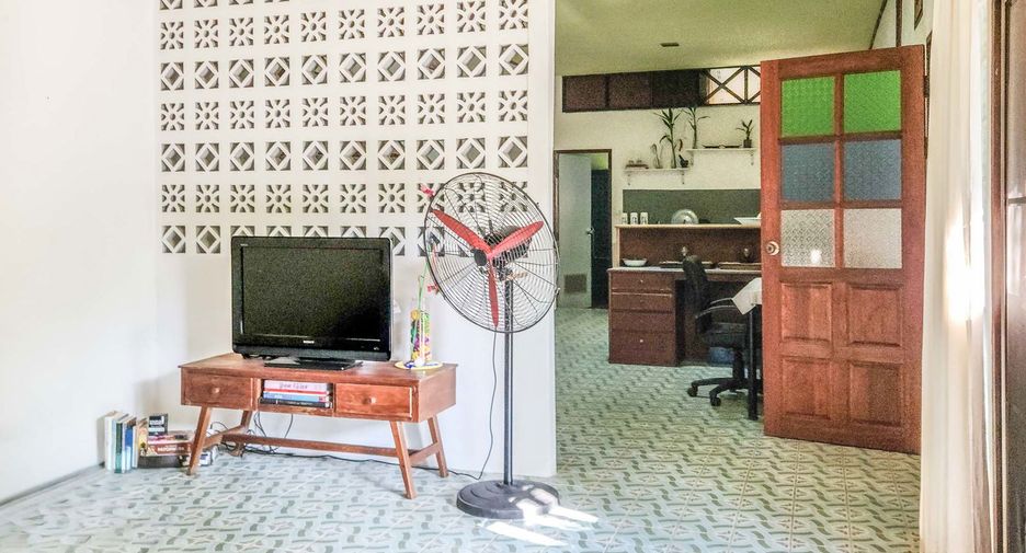 À vendre 4 chambres maison à Hang Dong, Chiang Mai