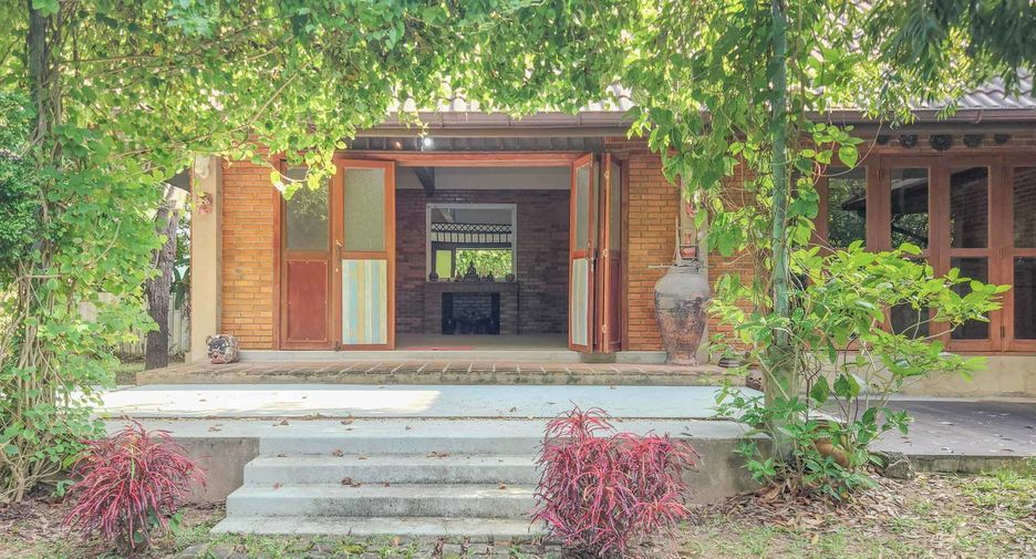 À vendre 4 chambres maison à Hang Dong, Chiang Mai