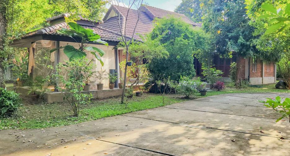 À vendre 4 chambres maison à Hang Dong, Chiang Mai