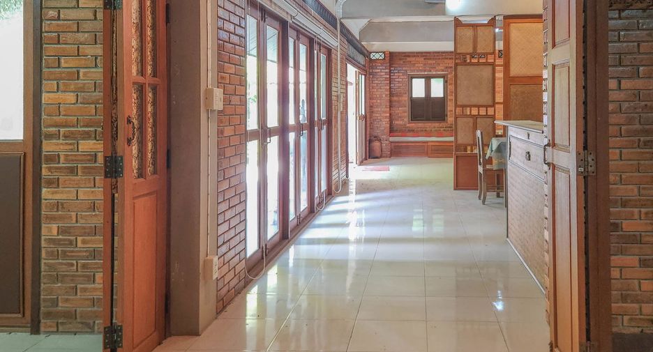 À vendre 4 chambres maison à Hang Dong, Chiang Mai