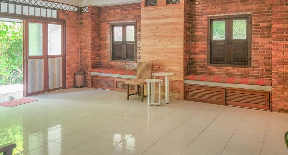 À vendre 4 chambres maison à Hang Dong, Chiang Mai