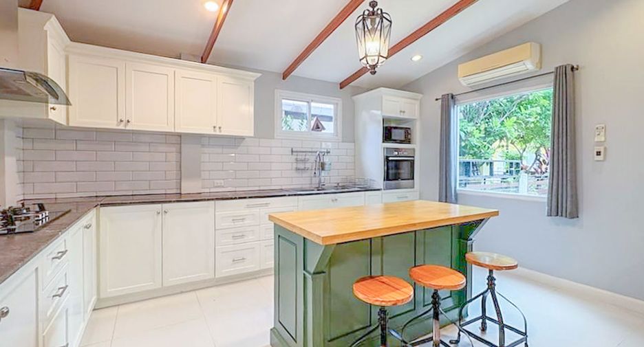 À vendre 3 chambres maison à Mueang Chiang Mai, Chiang Mai