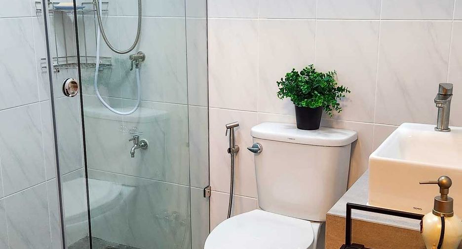 For sale 4 bedrooms house in San Pa Tong, Chiang Mai
