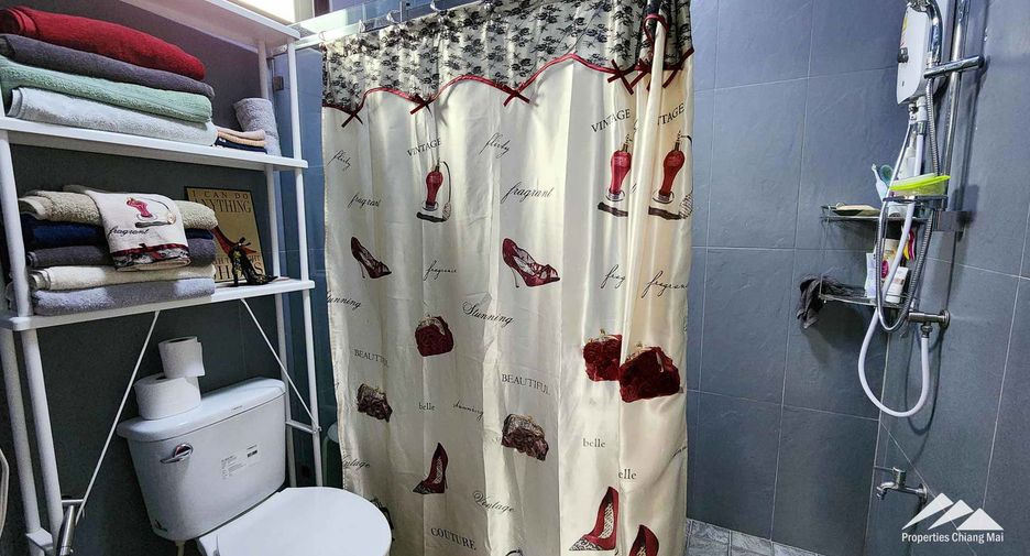 For sale 4 bedrooms house in San Pa Tong, Chiang Mai