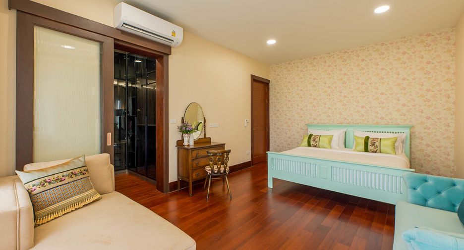 For rent and for sale 7 bedrooms house in Saraphi, Chiang Mai
