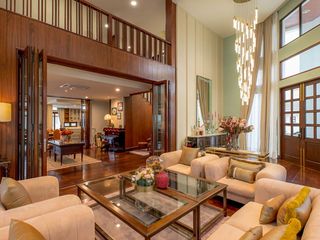 Casa en alquiler y en venta de 7 habitaciones en Saraphi, Chiang Mai