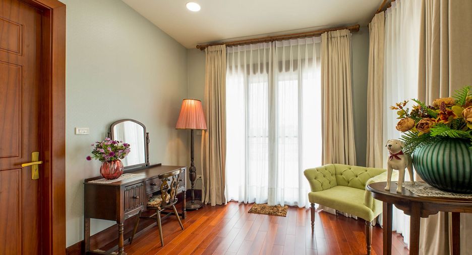 For rent and for sale 7 bedrooms house in Saraphi, Chiang Mai