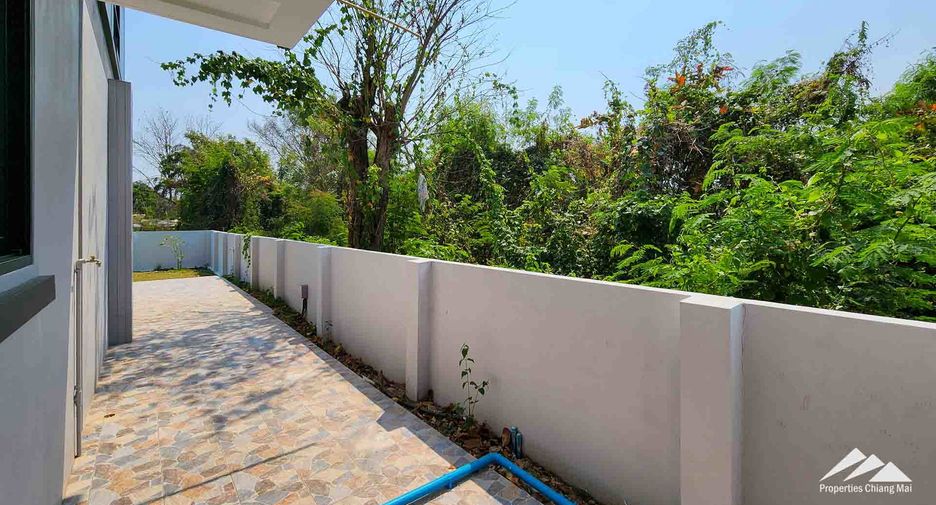 Haus zum Kauf mit 5 Zimmer in Doi Saket, Chiang Mai