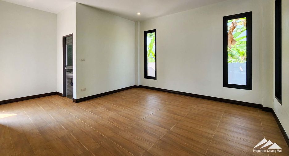 Haus zum Kauf mit 5 Zimmer in Doi Saket, Chiang Mai