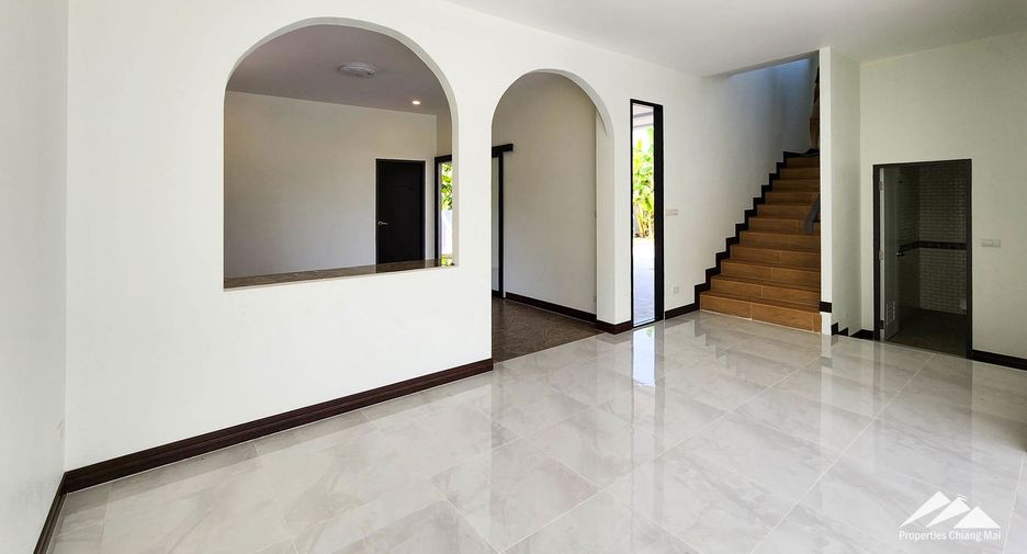 Haus zum Kauf mit 5 Zimmer in Doi Saket, Chiang Mai