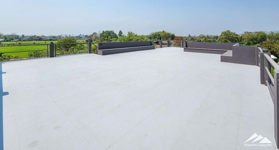 Haus zum Kauf mit 5 Zimmer in Doi Saket, Chiang Mai