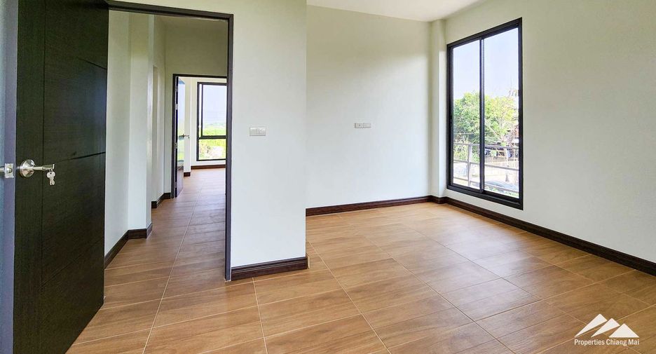 Haus zum Kauf mit 5 Zimmer in Doi Saket, Chiang Mai
