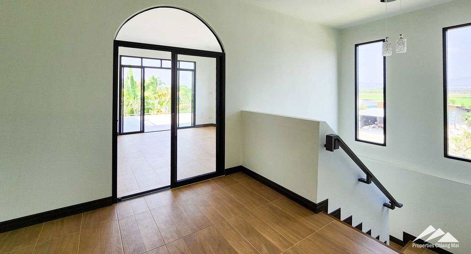 Haus zum Kauf mit 5 Zimmer in Doi Saket, Chiang Mai