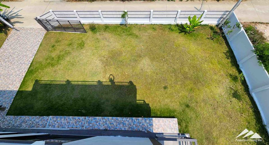 Haus zum Kauf mit 5 Zimmer in Doi Saket, Chiang Mai