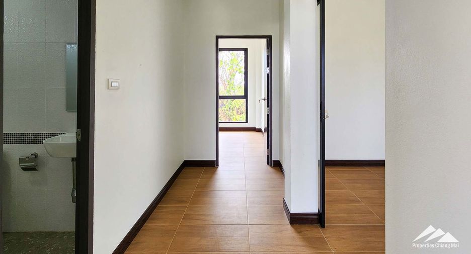 Haus zum Kauf mit 5 Zimmer in Doi Saket, Chiang Mai