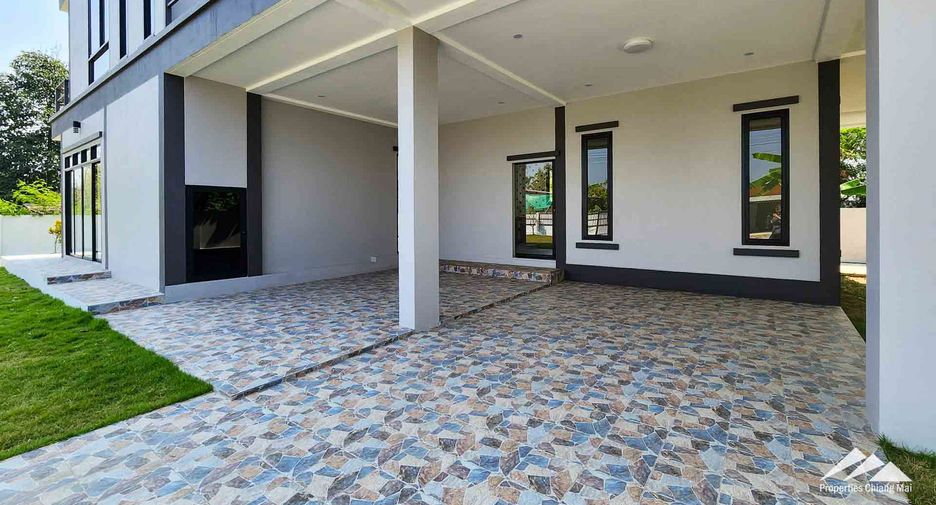 Haus zum Kauf mit 5 Zimmer in Doi Saket, Chiang Mai