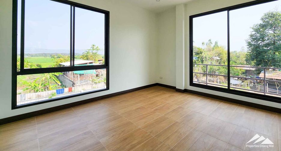 Haus zum Kauf mit 5 Zimmer in Doi Saket, Chiang Mai