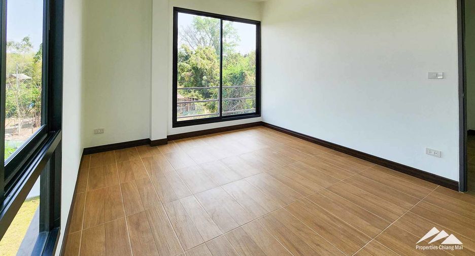 Haus zum Kauf mit 5 Zimmer in Doi Saket, Chiang Mai