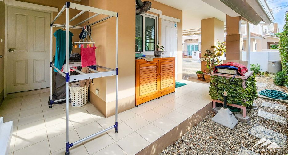 Casa en venta de 5 habitaciones en San Kamphaeng, Chiang Mai