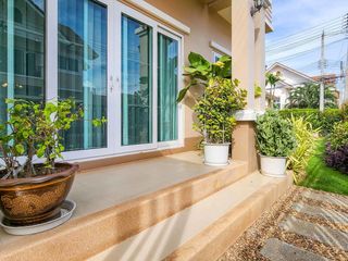 For sale 5 ベッドルーム house in San Kamphaeng, Chiang Mai
