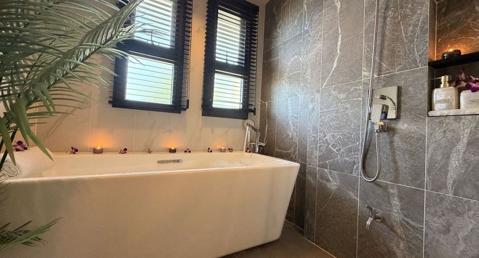 For rent 6 ベッドルーム villa in Mueang Phuket, Phuket