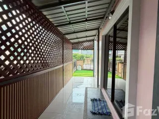 À louer 3 chambres maison à Khlong Luang, Pathum Thani