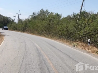 À vendre terrain à Phatthana Nikhom, Lopburi