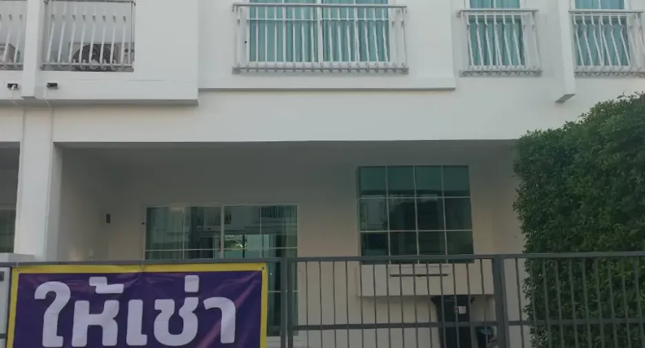 Reihenhaus zur Miete mit 3 Zimmer in Bang Phli, Samut Prakan
