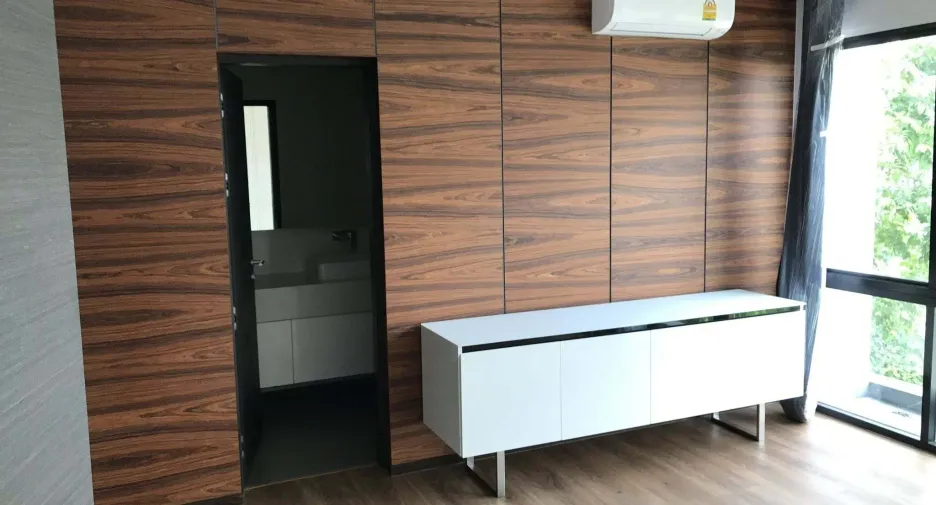 For rent 4 bedrooms house in Bang Kapi, Bangkok
