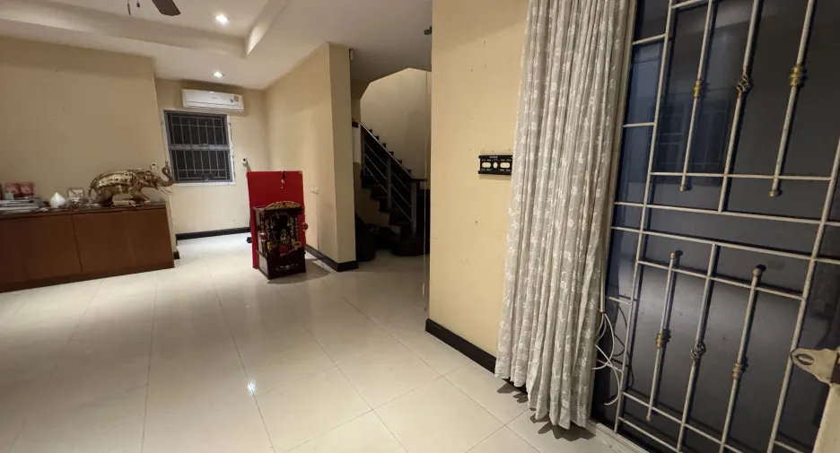 For sale 3 bedrooms house in Prawet, Bangkok
