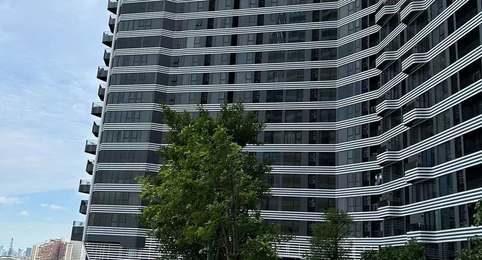 For rent studio condo in Bang Na, Bangkok