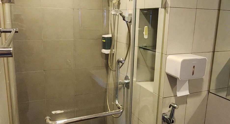 À louer 1 chambre condo à Bang Na, Bangkok