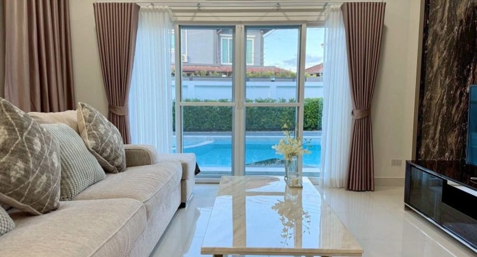 For sale 4 bedrooms house in Bang Lamung, Chonburi