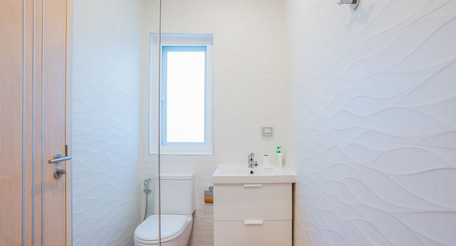Casa en venta de 4 habitaciones en Doi Saket, Chiang Mai