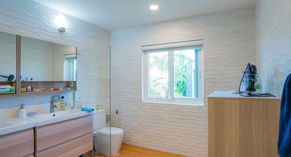 Casa en venta de 4 habitaciones en Doi Saket, Chiang Mai