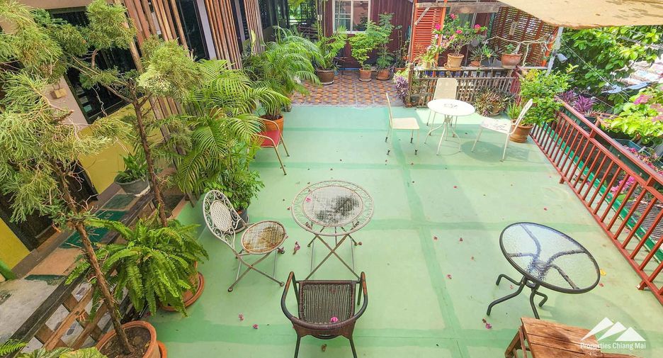 For sale 11 bedrooms hotel in Mueang Chiang Mai, Chiang Mai