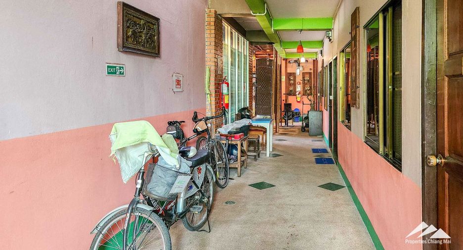 For sale 11 bedrooms hotel in Mueang Chiang Mai, Chiang Mai
