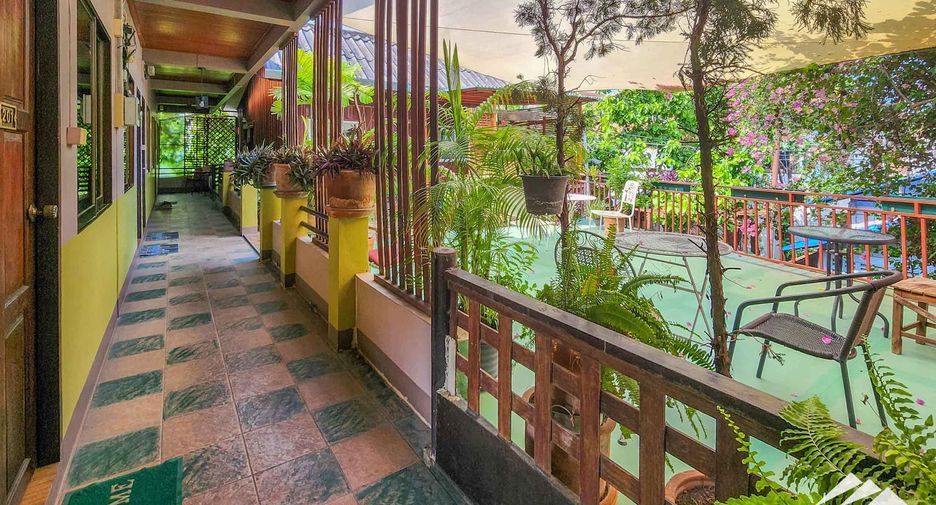 For sale 11 bedrooms hotel in Mueang Chiang Mai, Chiang Mai