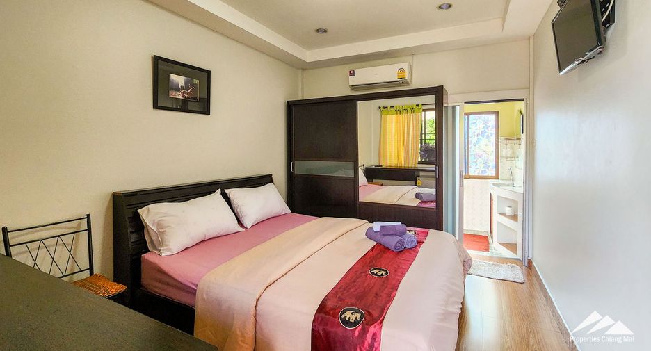 For sale 11 bedrooms hotel in Mueang Chiang Mai, Chiang Mai