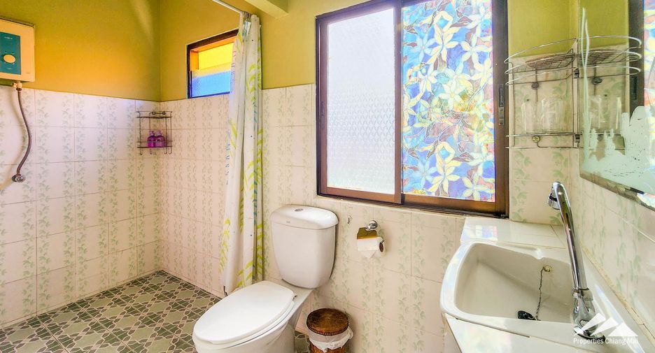 For sale 11 bedrooms hotel in Mueang Chiang Mai, Chiang Mai