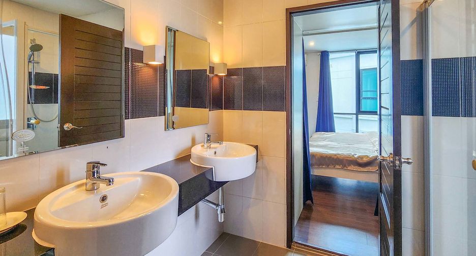 Продажа 3 спальни таунхаус в Mueang Chiang Mai, Чианг Маи