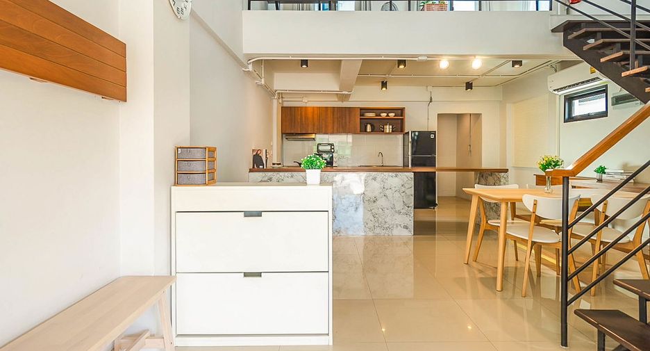 Продажа 3 спальни таунхаус в Mueang Chiang Mai, Чианг Маи