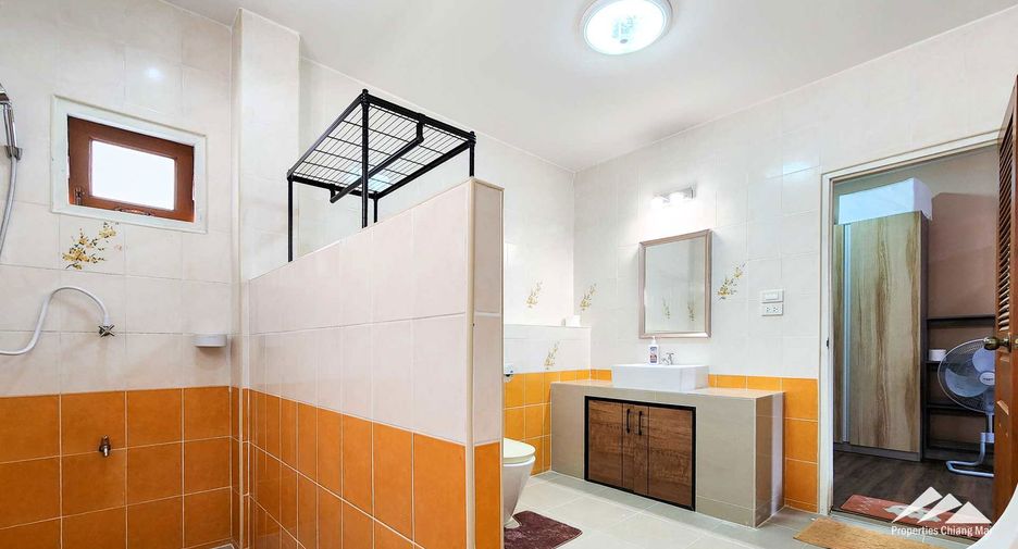 À vendre 4 chambres maison à Mueang Chiang Mai, Chiang Mai