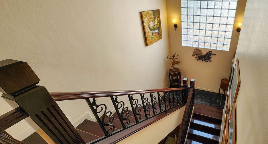 À vendre 6 chambres maison à Hang Dong, Chiang Mai