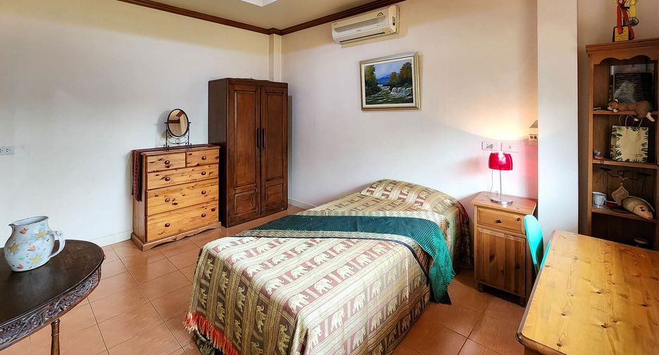À vendre 6 chambres maison à Hang Dong, Chiang Mai