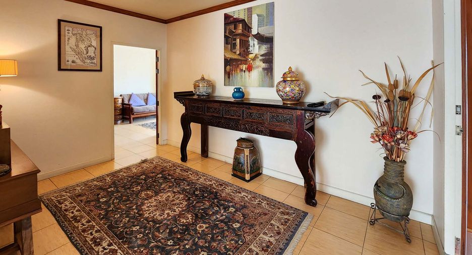 À vendre 6 chambres maison à Hang Dong, Chiang Mai