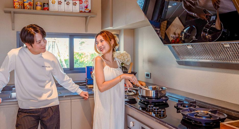 For sale 4 bedrooms house in San Kamphaeng, Chiang Mai