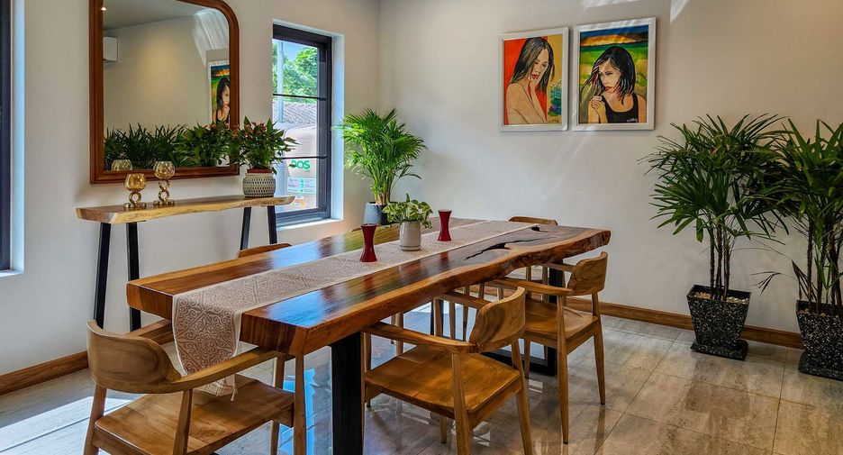 Casa en venta de 4 habitaciones en Hang Dong, Chiang Mai
