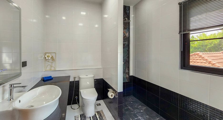 Casa en venta de 4 habitaciones en Hang Dong, Chiang Mai