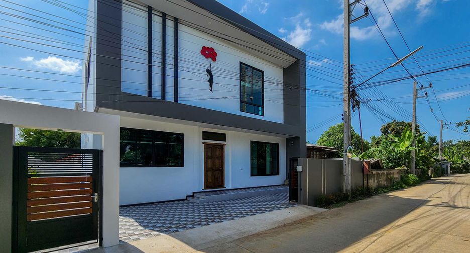 Casa en venta de 4 habitaciones en Hang Dong, Chiang Mai